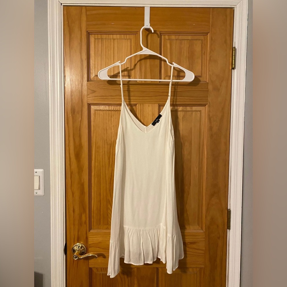 Lulu’s Garden Bloom White Ruffled Shift Dress